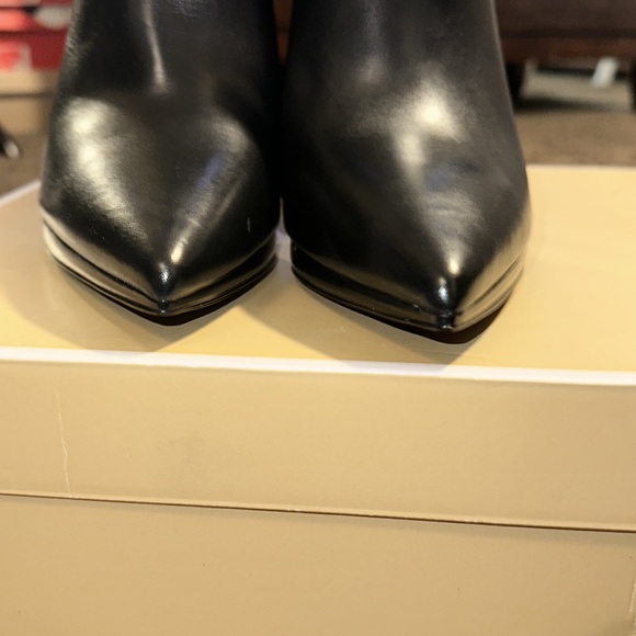 Michael Michael Kors Brielle Bootie Black NIB size 9 - Picture 4 of 6